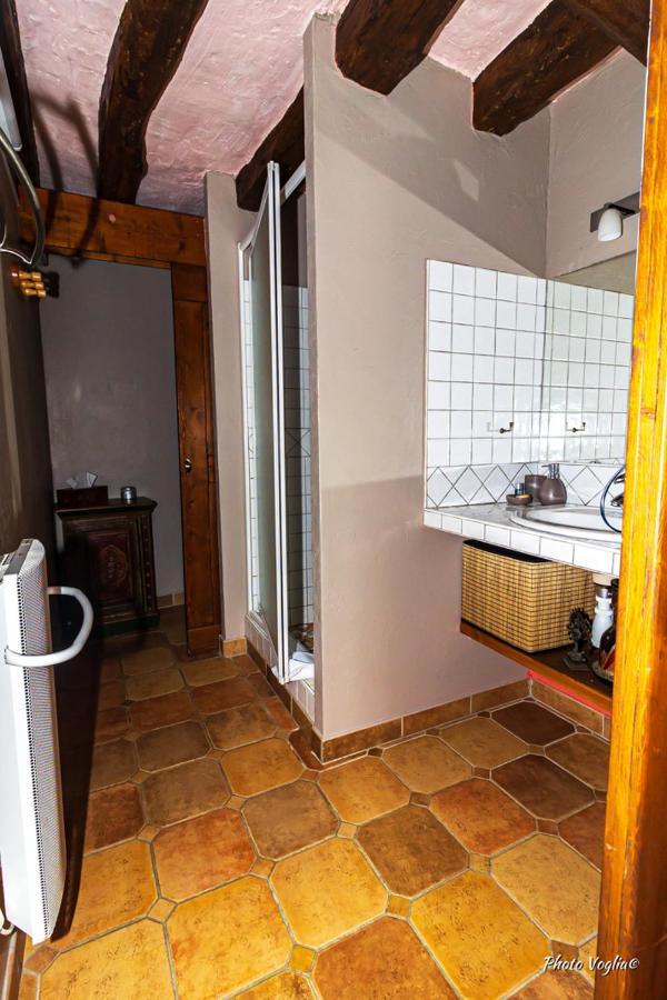 Domaine De La Juranvillerie, Gite Et Chambres D'Hotes Rigny-Ussé 外观 照片